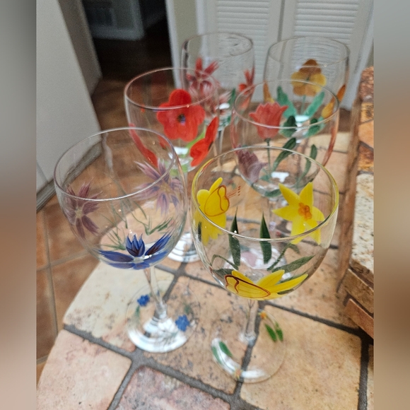 Hand Painted Clear Glass Goblets Wine Glasses Summer Flowers Set of 6 - Picture 2 of 7